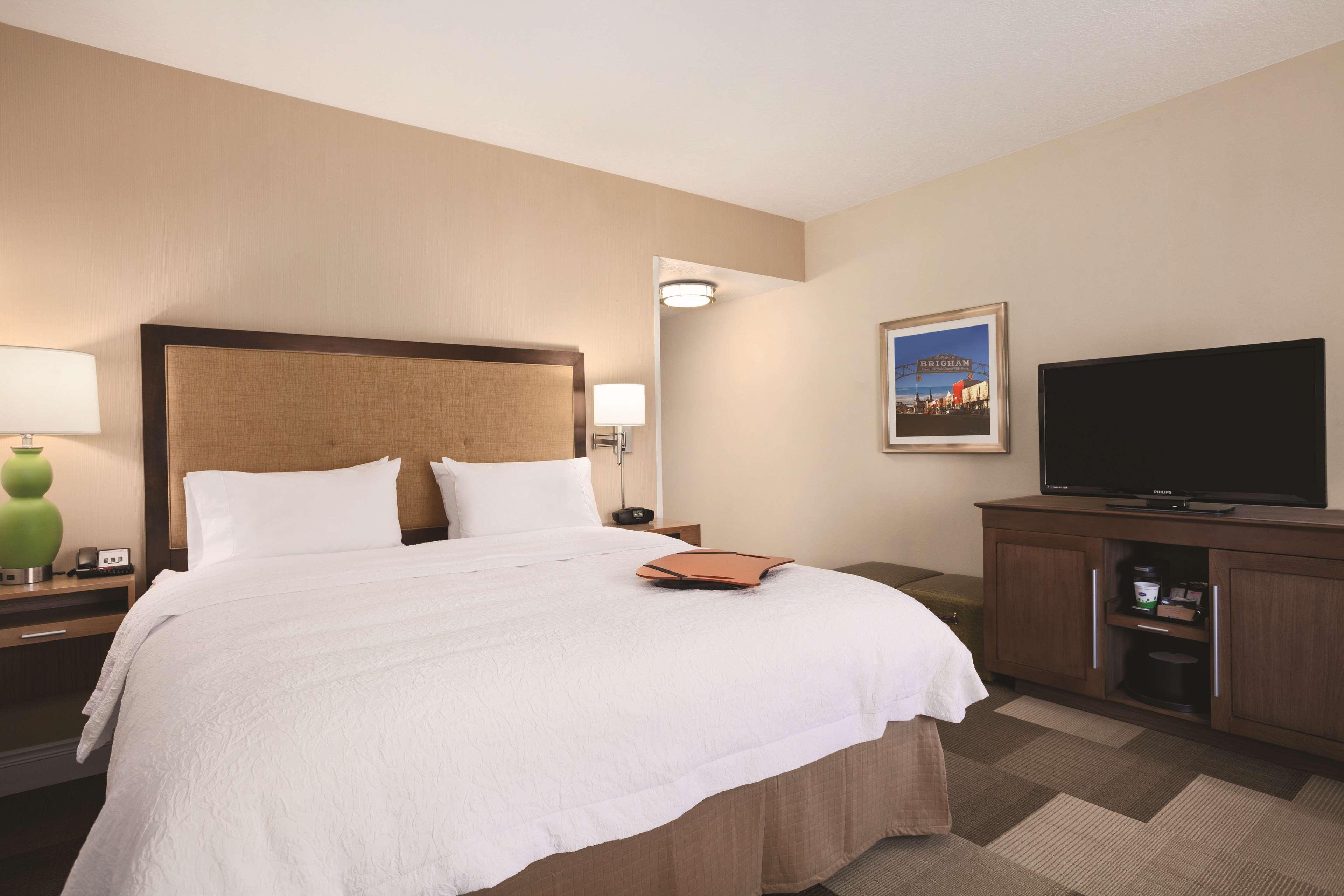 Hampton Inn Бріґем-Сіті Екстер'єр фото