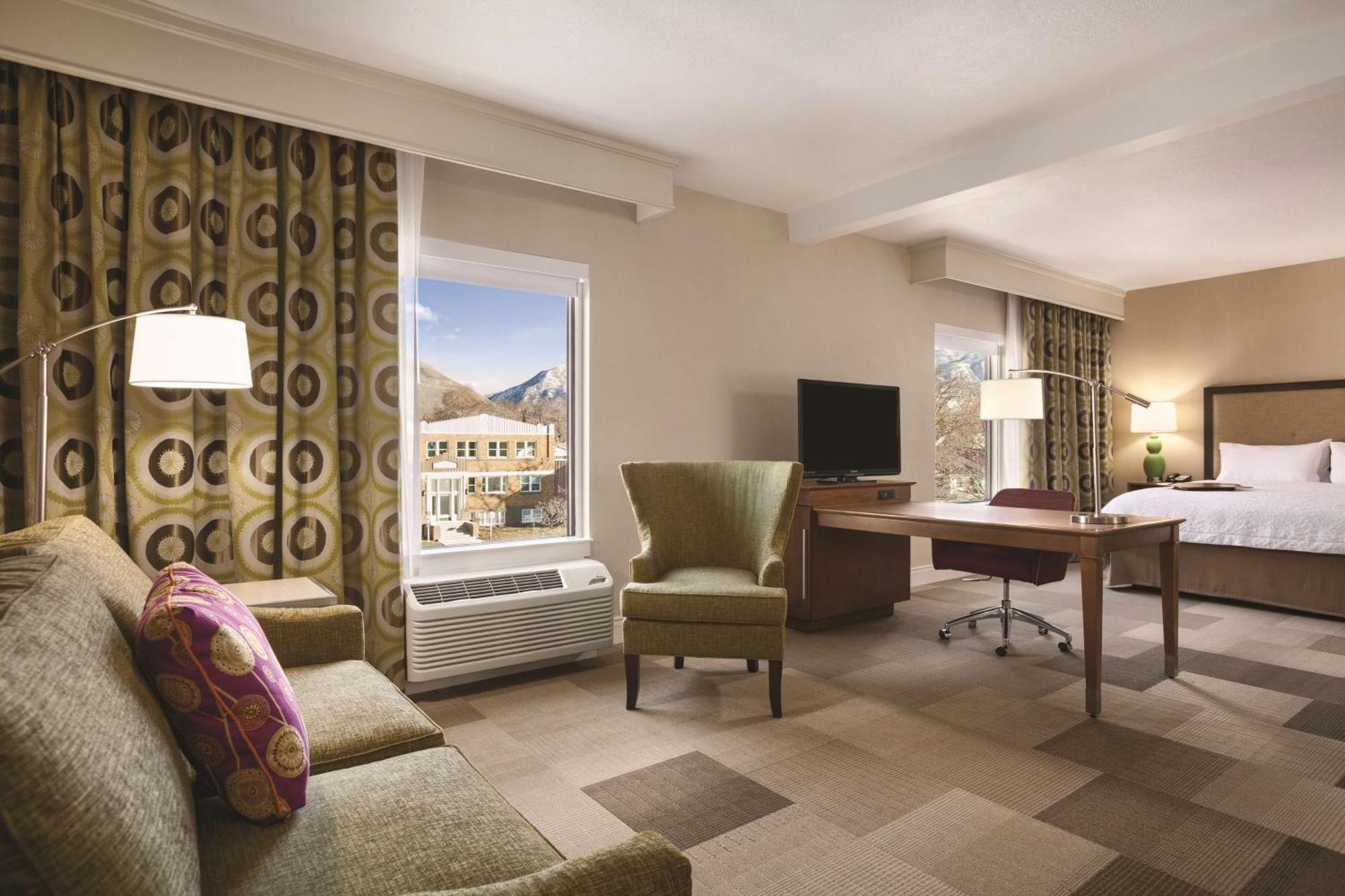 Hampton Inn Бріґем-Сіті Екстер'єр фото